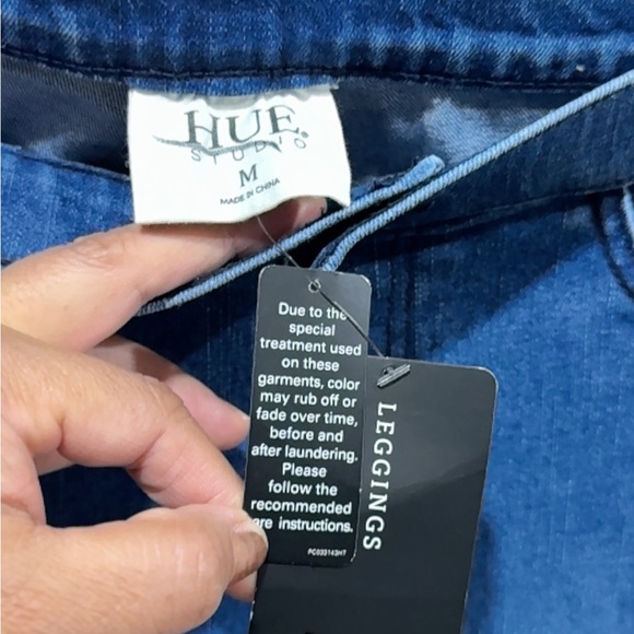 HUE Studio Blue Leggings Womens - Picture 5 of 5